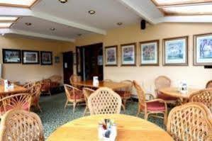 Connemara Gateway Hotel Oughterard Dış mekan fotoğraf